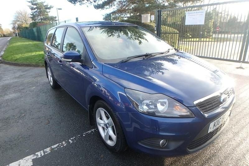 Blue Used 2009 Ford Focus Zetec Estate | £2,995 (Fair price) - Image 1/1