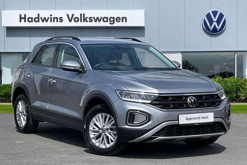Silver Used 2024 VW T-Roc Life SUV | £23,495 (Fair price) - Image 1/4