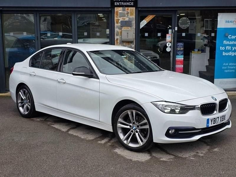 Used BMW 318 Sport Line 136 HP (100 kW) 2017 White Sedan