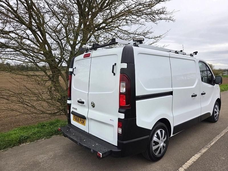 Used Vauxhall Vivaro 2018 White
