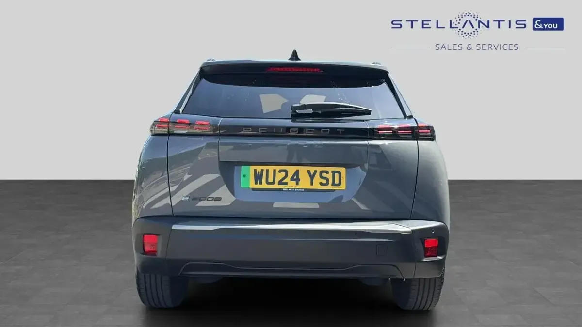 Used Peugeot e-2008 Allure 98 kW (134 HP) 2024 Grey SUV