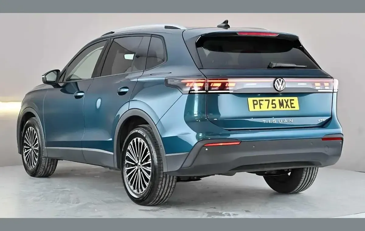 Used VW Tiguan Match 147 HP (108 kW) 2025 Blue SUV