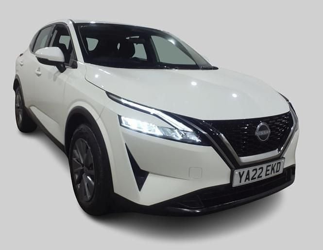 White Used 2022 Nissan Qashqai Visia SUV | £14,099 (Good price) - Image 1/3