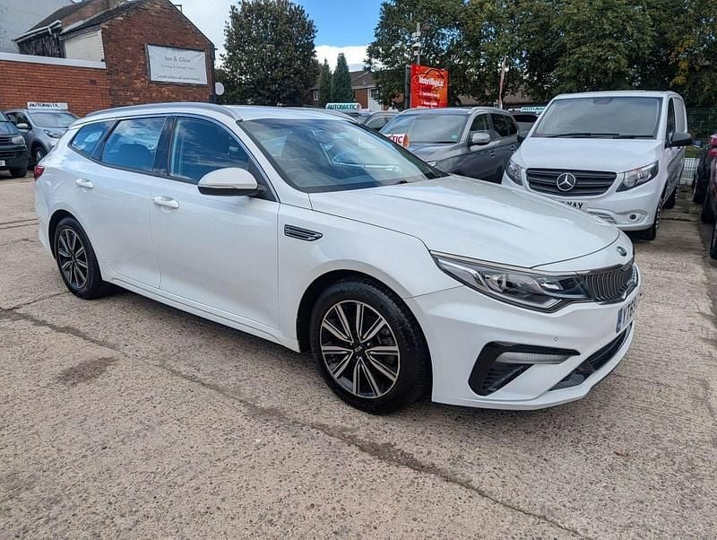 White Used 2019 Kia Optima Estate | £10,490 - Image 1/4