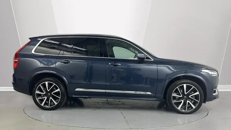 Used Volvo XC90 Ultimate 449 HP (330 kW) 2023 Blue SUV