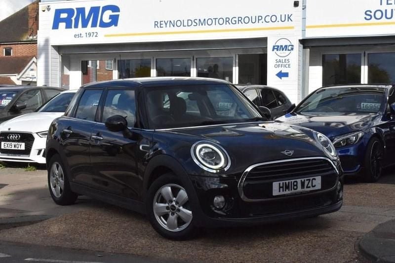 Black Used 2018 Mini Cooper Hatch Hatchback | £8,750 (Super price) - Image 1/3