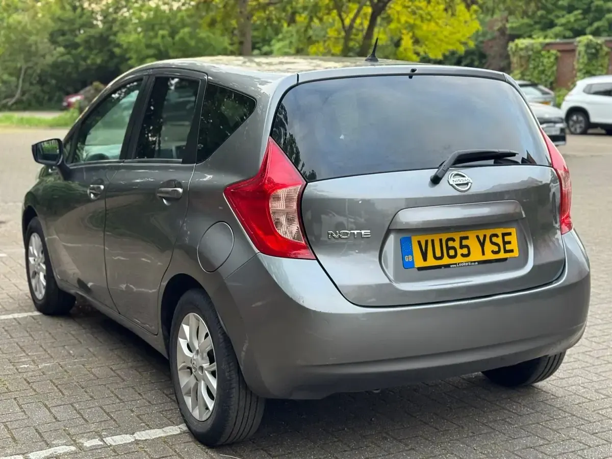 Used Nissan Note Acenta Premium 80 HP (58 kW) 2015 Grey Hatchback