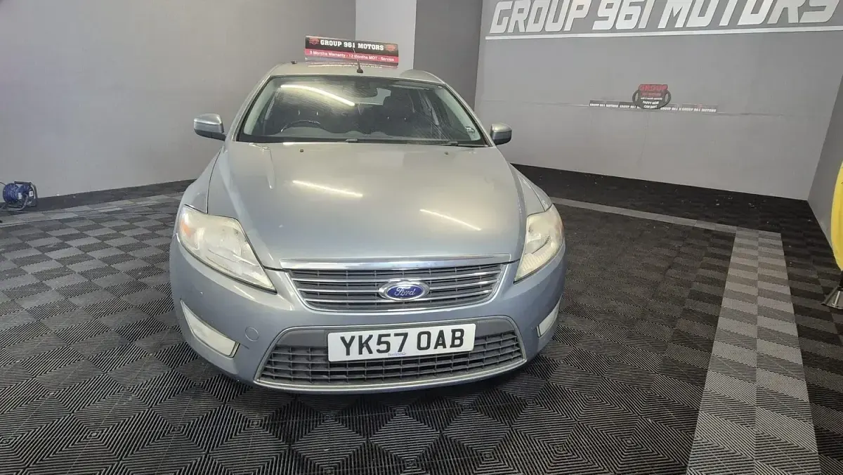 Used Ford Mondeo Ghia 130 HP (95 kW) 2007 Grey Hatchback