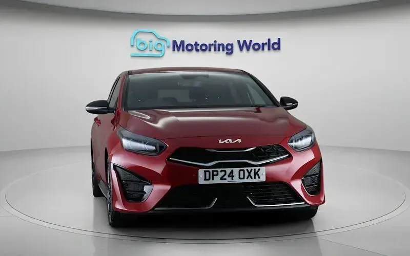 Used Kia ProCeed GT-Line 140 HP (102 kW) 2024 Red Estate