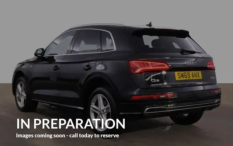 Used Audi Q5 S-Line 190 HP (139 kW) 2019 Black SUV