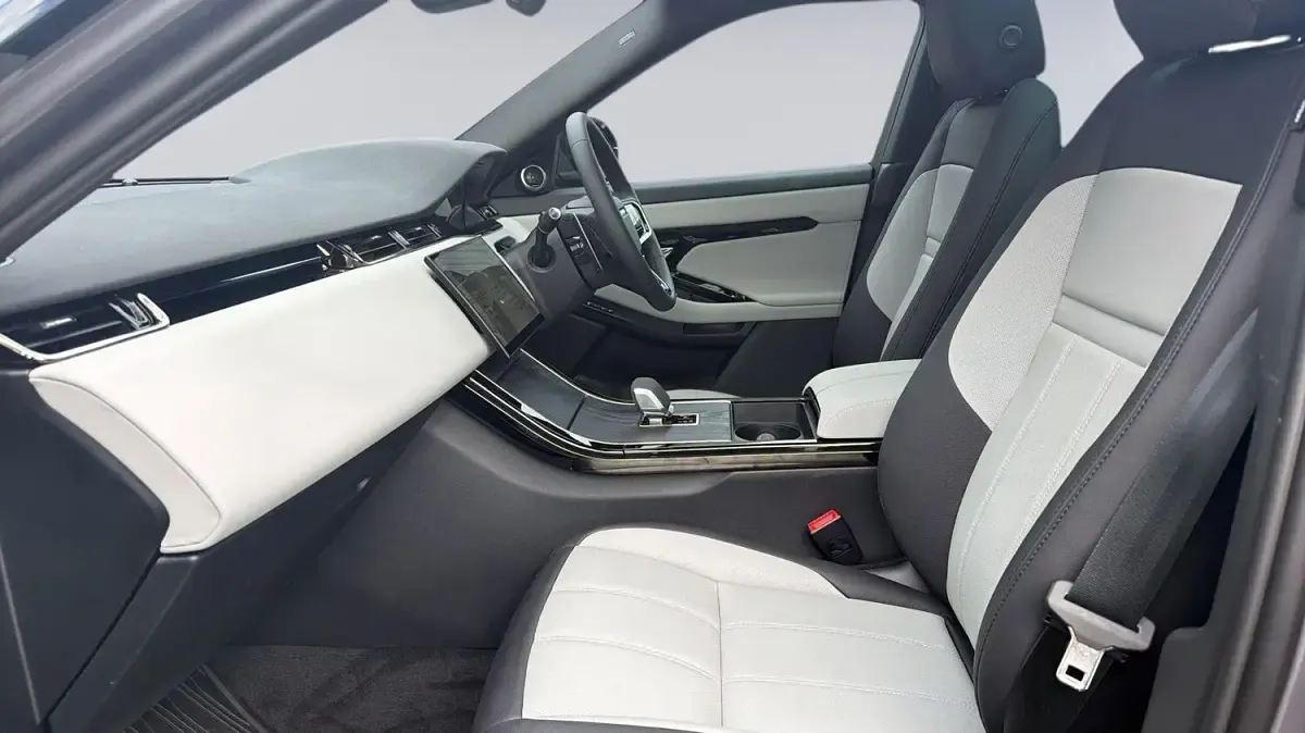 Used Land Rover Range Rover evoque SE Dynamic 2026 Grey SUV