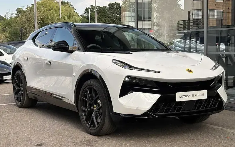 Used Lotus Eletre 450 kW (612 HP) 2026 SUV