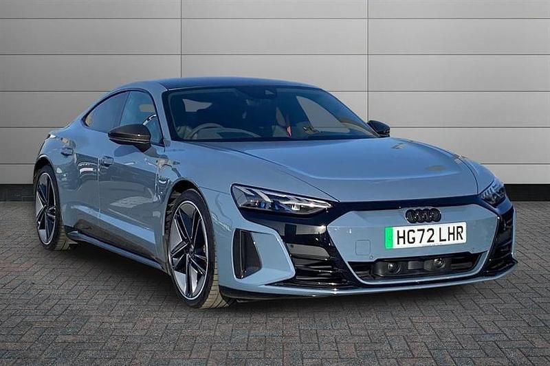 Used Audi e-tron GT quattro Comfort 475 kW (646 HP) 2022 Grey Sedan