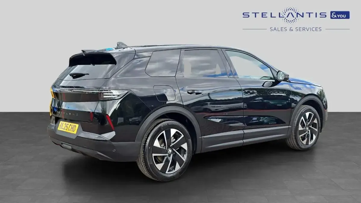 Used Vauxhall Grandland X Ultimate 134 HP (98 kW) 2025 Black SUV