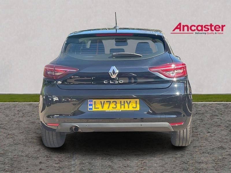 Used Renault Clio V Evolution 90 HP (66 kW) 2023 Black Hatchback
