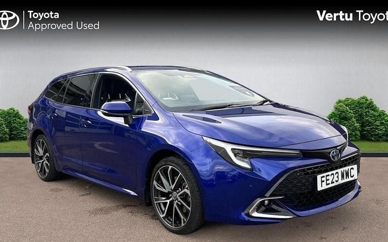 Used 2025 Toyota Corolla Estate | £25,089 (Fair price) - Image 1/4