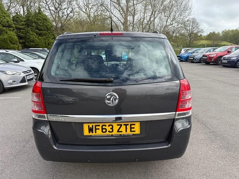 Used Vauxhall Zafira 115 HP (84 kW) 2013 Grey MPV