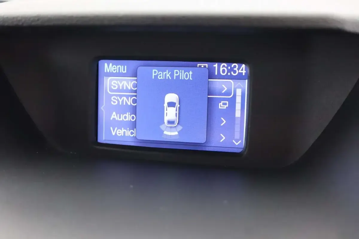 Used Ford Ecosport Zetec 2017 White SUV