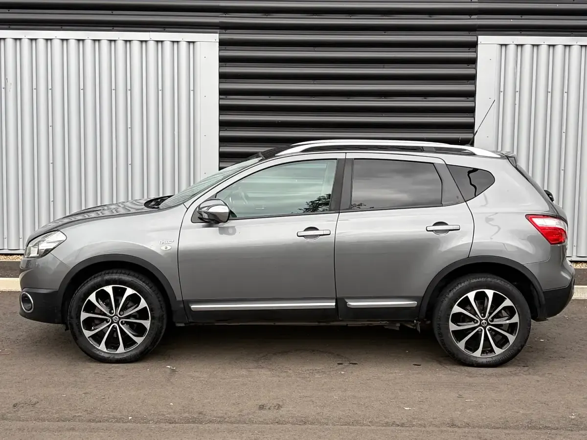 Used Nissan Qashqai N-TEC 2012 Grey SUV