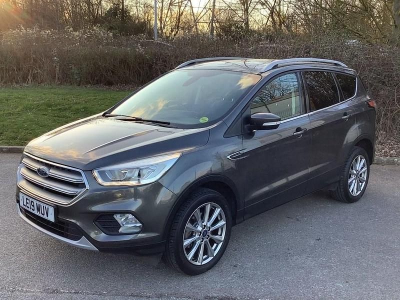 Used Ford Kuga Titanium 150 HP (110 kW) 2019 Grey SUV