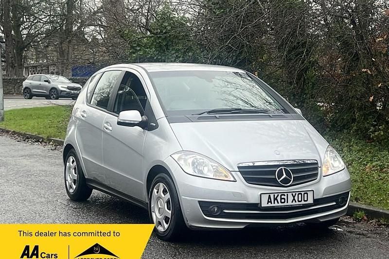 Used 2011 Mercedes A160 Classic | £2,289 (Good price) - Image 1/1