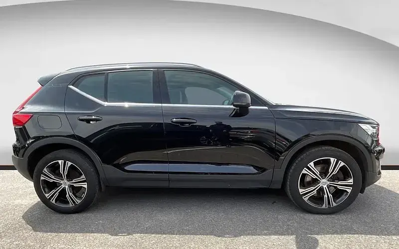 Used Volvo XC40 Inscription 211 HP (155 kW) 2021 SUV