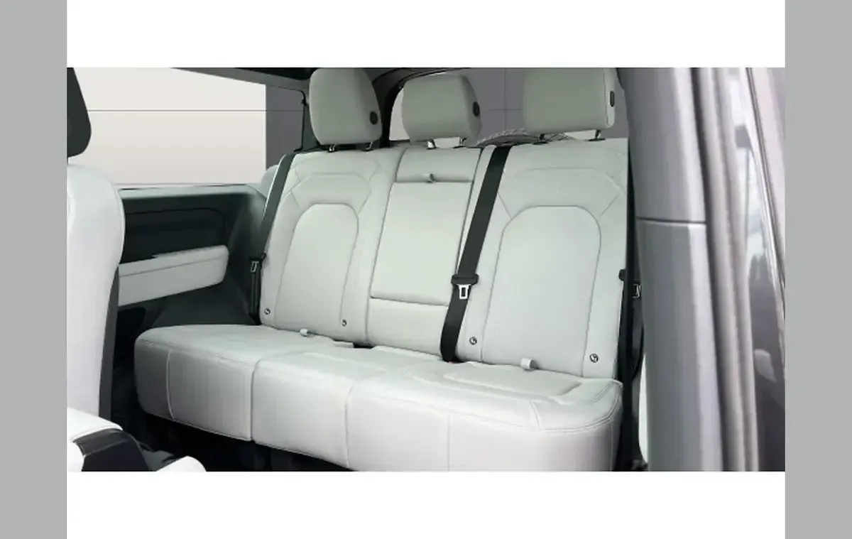 New Land Rover Defender HSE Dynamic 344 HP (253 kW) 2025 Other SUV