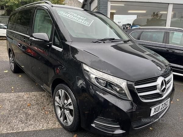 Black Used 2019 Mercedes V220 MPV | £23,900 (Good price) - Image 1/4
