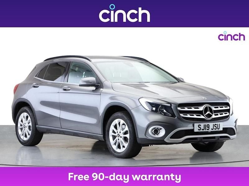 Grey Used 2019 Mercedes GLA200 SE SUV | £15,399 (Fair price) - Image 1/3