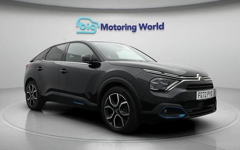 Used Citroën e-C4 Shine 100 kW (136 HP) 2022 Black Hatchback