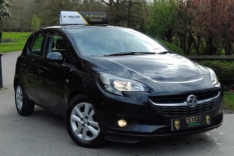 Used Vauxhall Corsa Design Edition 75 HP (55 kW) 2016 Black Hatchback