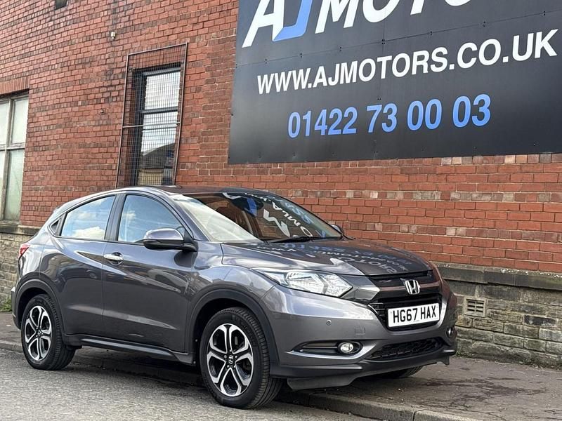 Used Honda HR-V SE 130 HP (95 kW) 2017 Grey SUV