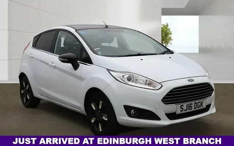 Used Ford Fiesta Zetec 82 HP (60 kW) 2016 Hatchback