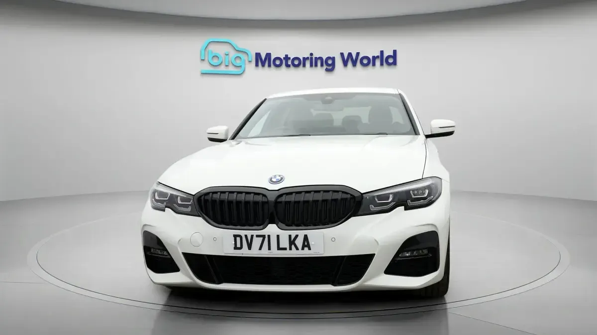 Used BMW 330 M Sport 288 HP (211 kW) 2021 Sedan