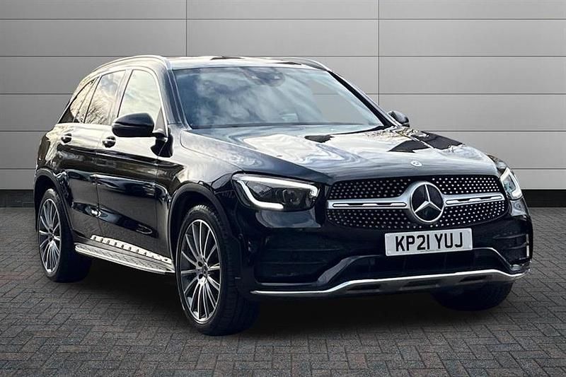 Obsidian black Used 2021 Mercedes E300 AMG Line Premium Estate | £27,450 (Super price) - Image 1/4