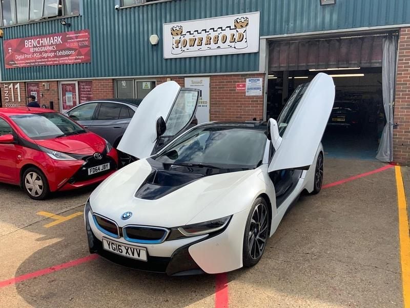 White Used 2016 BMW i8 Performance Coupe | £32,999 (Super price) - Image 1/4