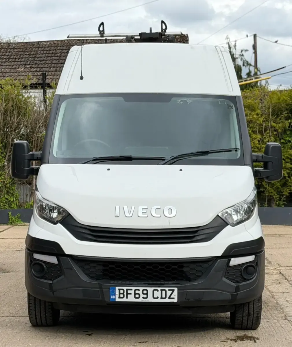 Begagnad Iveco Daily 2019 Vit Van