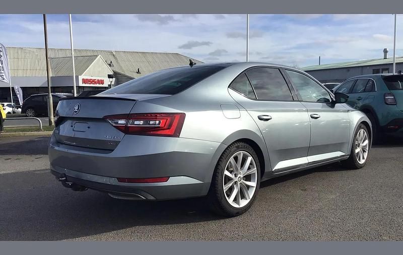 Used Skoda Superb SportLine 190 HP (139 kW) 2018 Grey Hatchback