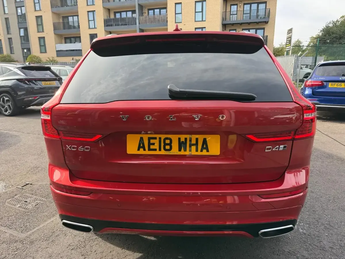 Used Volvo XC60 R-Design 2018 Red SUV