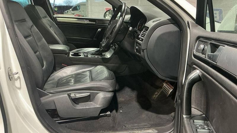 Used VW Touareg R-line 2016 White SUV