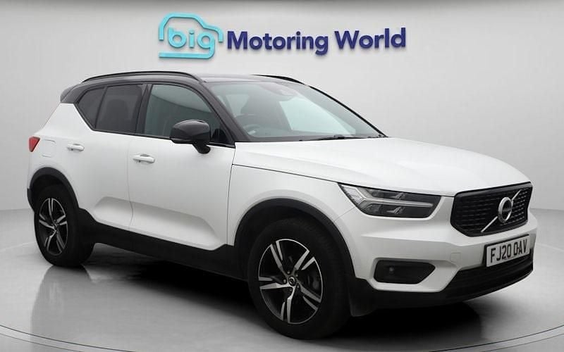 Used 2021 Volvo XC40 R-Design SUV | £25,050 (Fair price) - Image 1/4