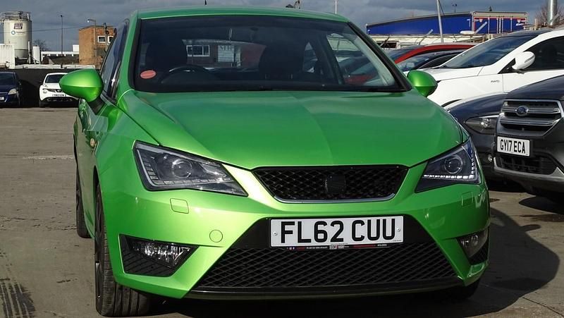 Usado Seat Ibiza FR 2012 Verde Citadino