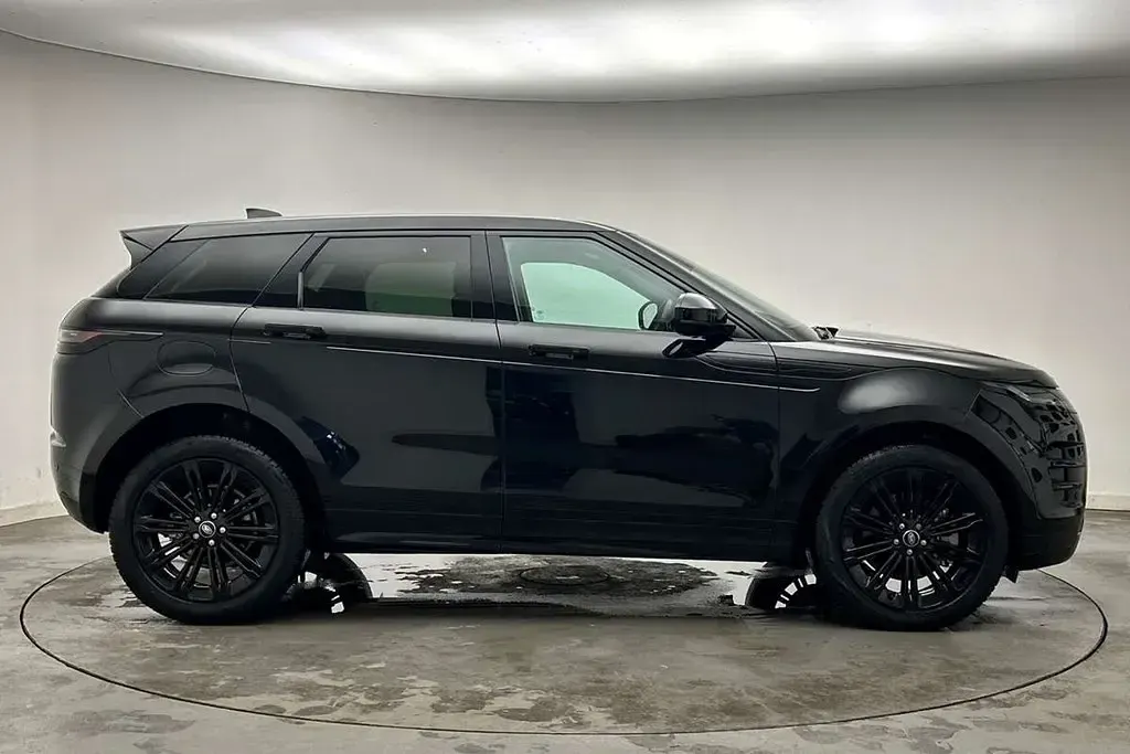 Gebraucht Land Rover Range Rover evoque HSE Dynamic 200 PS (147 kW) 2025 Schwarz SUV