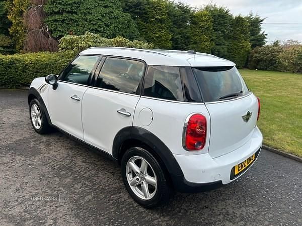 Used Mini One D 90 HP (66 kW) 2012 White Hatchback