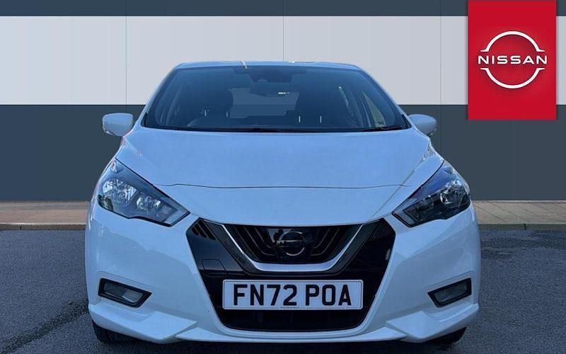 Used Nissan Micra Acenta 92 HP (67 kW) 2022 White Hatchback
