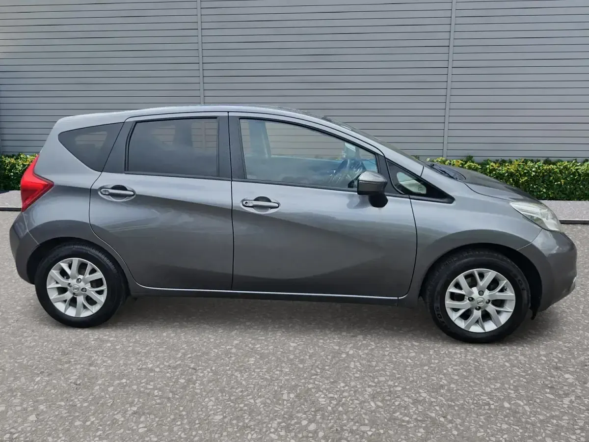 Used Nissan Note Acenta 80 HP (58 kW) 2015 Grey Hatchback