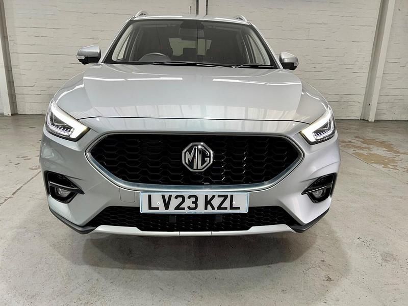 Used MG ZS Exclusive 106 HP (77 kW) 2023 Silver SUV