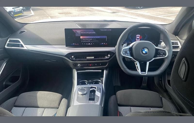 Used BMW 320 M Sport 180 HP (132 kW) 2025 White Sedan