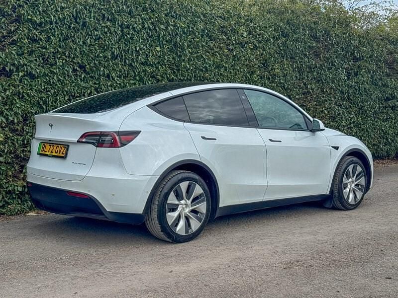 Used Tesla Model Y Long Range AWD 378 kW (514 HP) 2022 White SUV