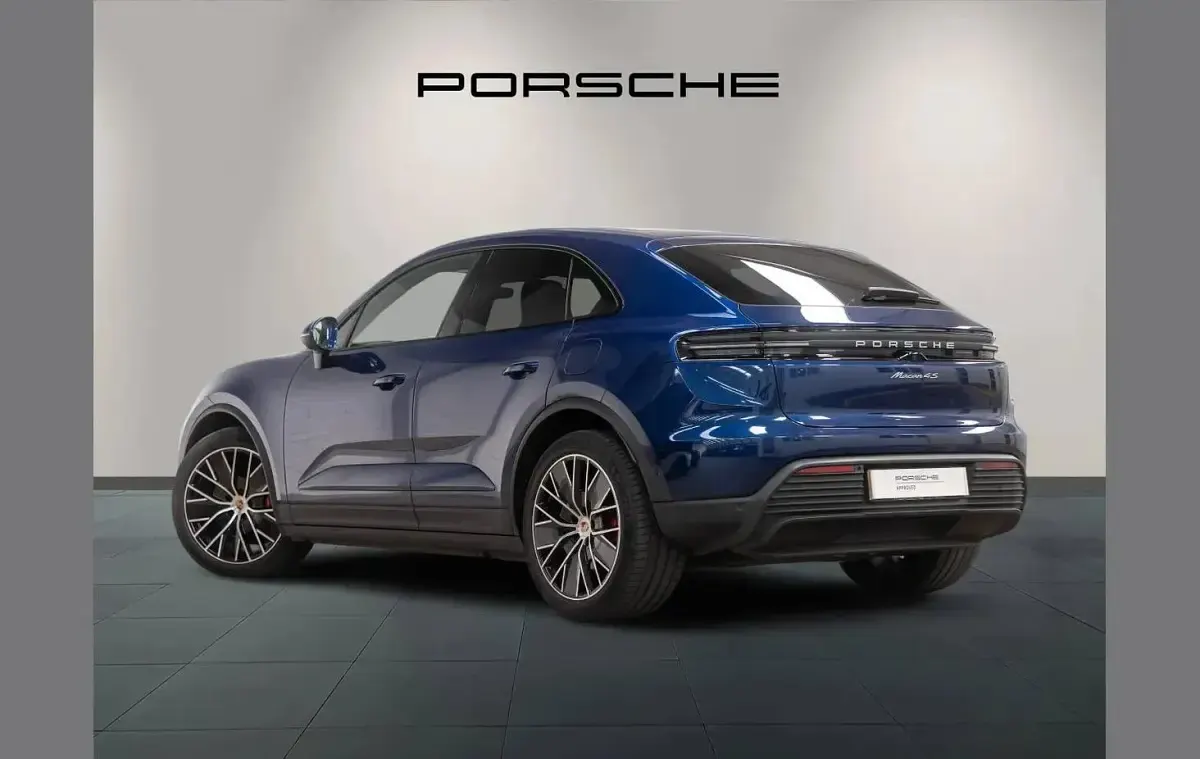 Used Porsche Macan 380 kW (517 HP) 2025 Blue SUV